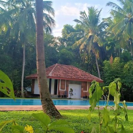 Soba Lanka Holiday Resort Melsiripura Buitenkant foto