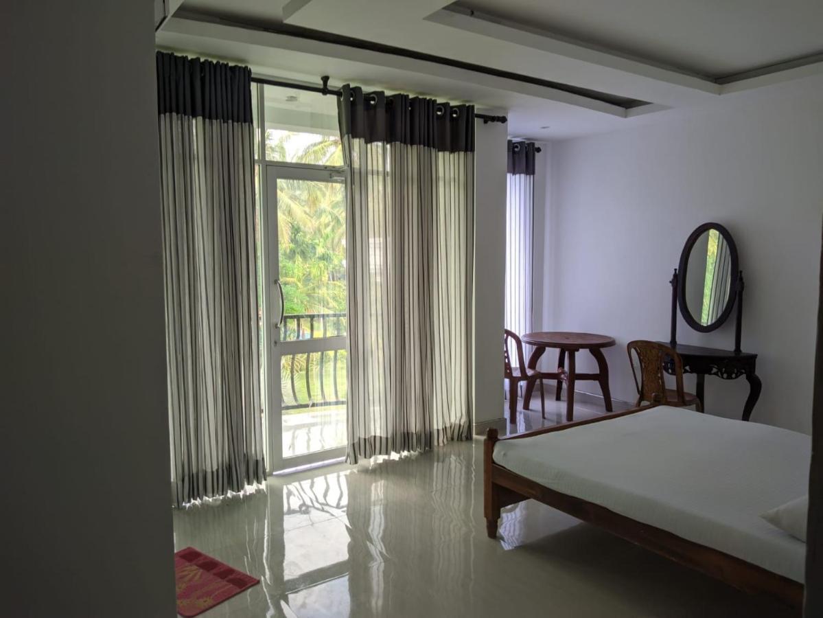 Soba Lanka Holiday Resort Melsiripura Buitenkant foto