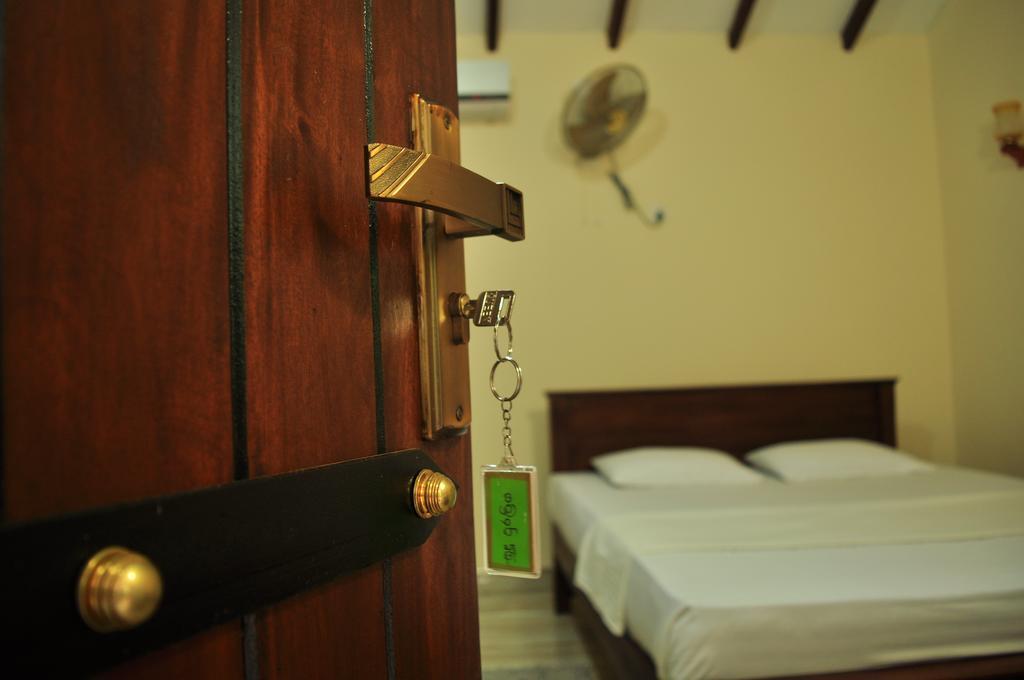 Soba Lanka Holiday Resort Melsiripura Buitenkant foto