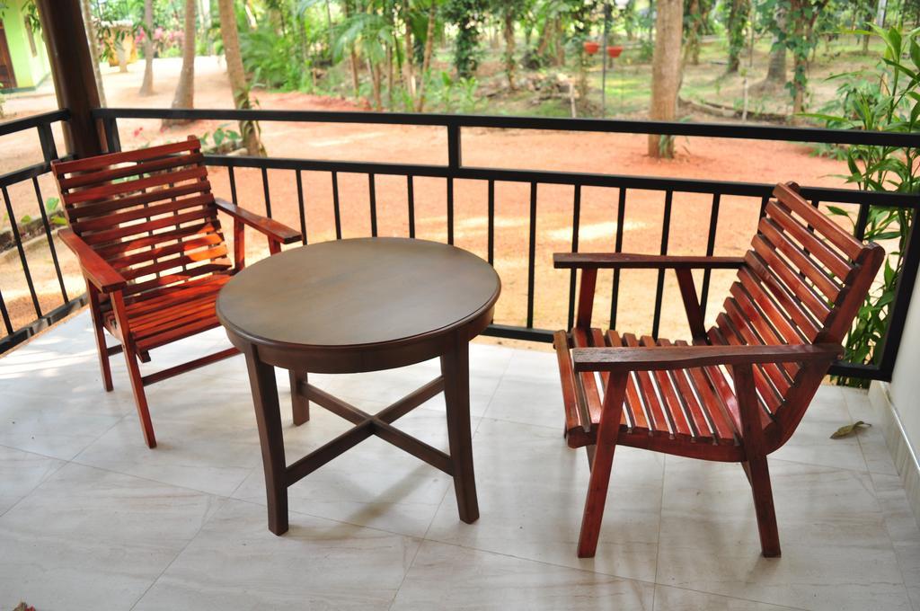 Soba Lanka Holiday Resort Melsiripura Buitenkant foto