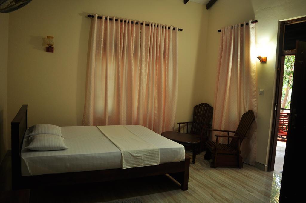 Soba Lanka Holiday Resort Melsiripura Buitenkant foto