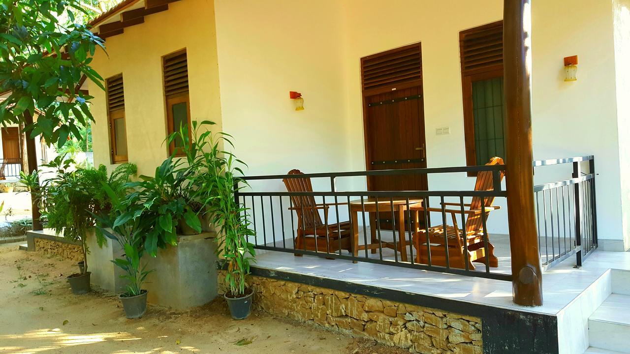 Soba Lanka Holiday Resort Melsiripura Buitenkant foto